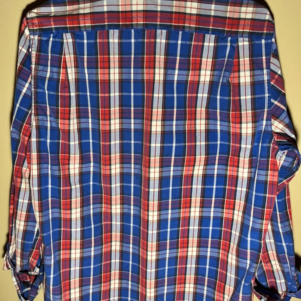 Relwen Button-Up - Picture 4 of 4